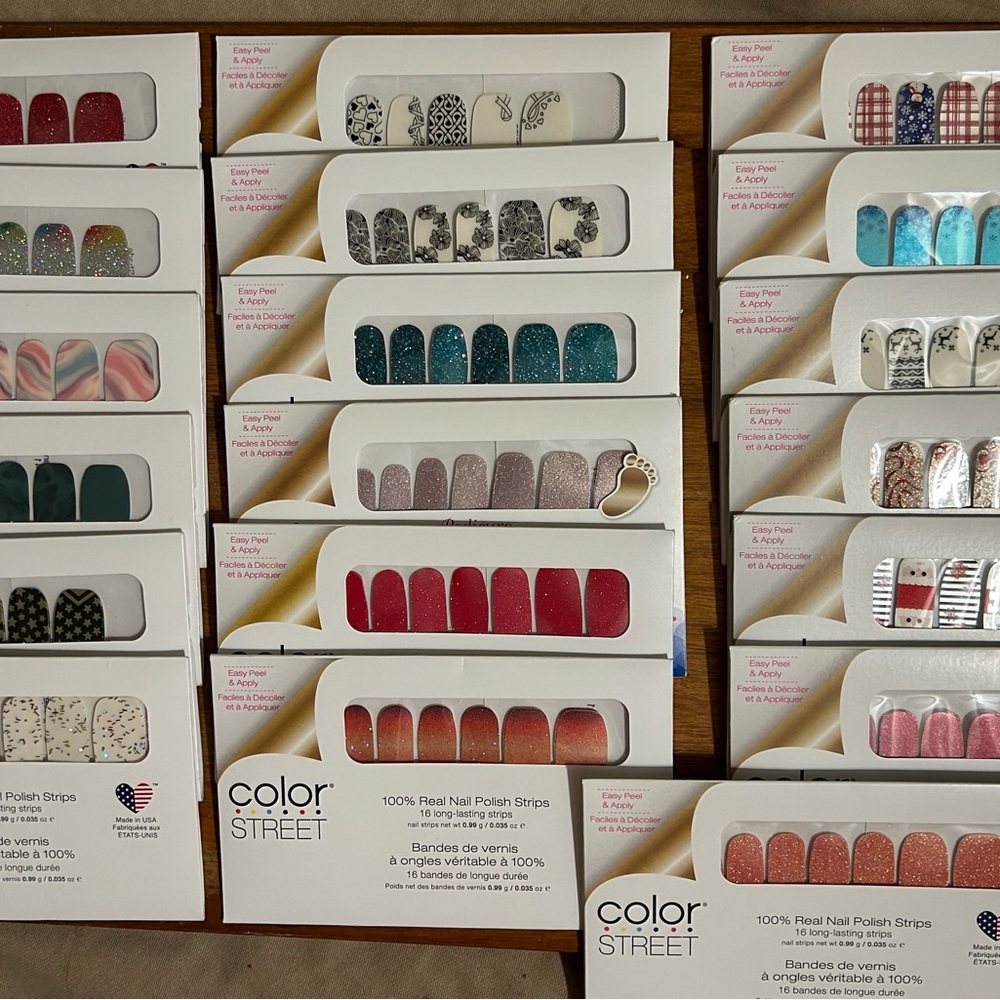 COLORSTREET NAIL POLISH STRIPS